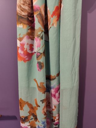 Abito estivo leggero colorato con stampe