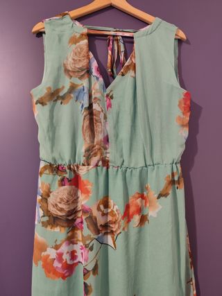 Abito estivo leggero colorato con stampe