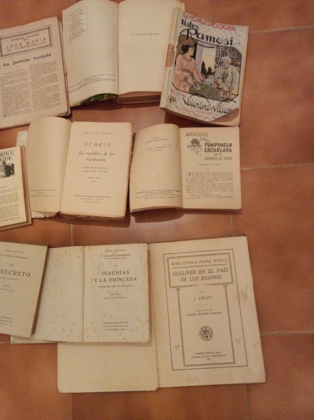 Lote 9 libros antiguos