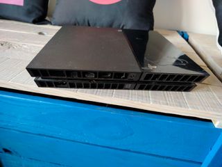 Consola PS4 1TB Negra+ fifa 23
