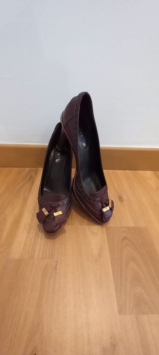 Zapato Burdeos de tacón