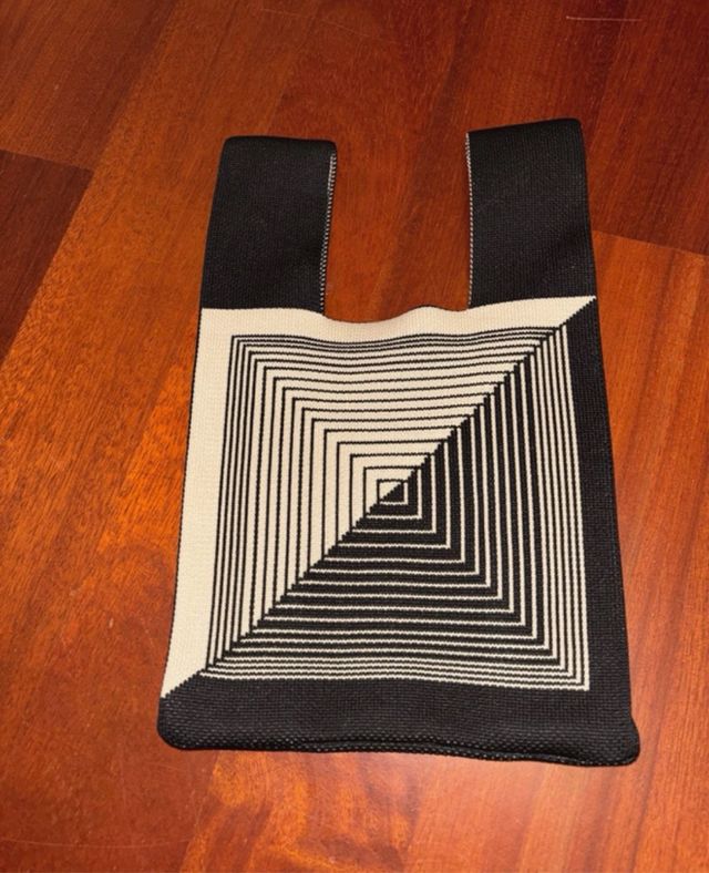 Borsa polso nodo giapponese beige/nera