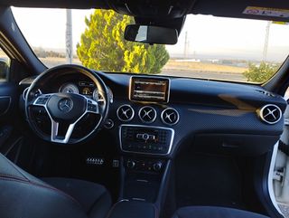 MERCEDES-BENZ Clase A A 250 4Matic AMG Line 5p.