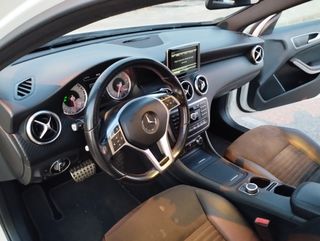MERCEDES-BENZ Clase A A 250 4Matic AMG Line 5p.