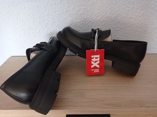 Mocasines Xti negros
