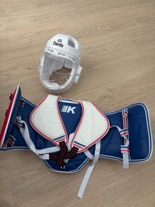 Protecciones Taekwondo Casco y Peto