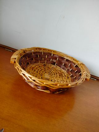 Cestino in vimini nuovo