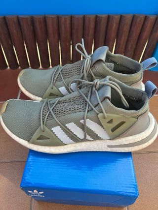 Adidas verdes talla 43 1/3