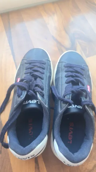Zapatillas Levi's niño azul y blanco