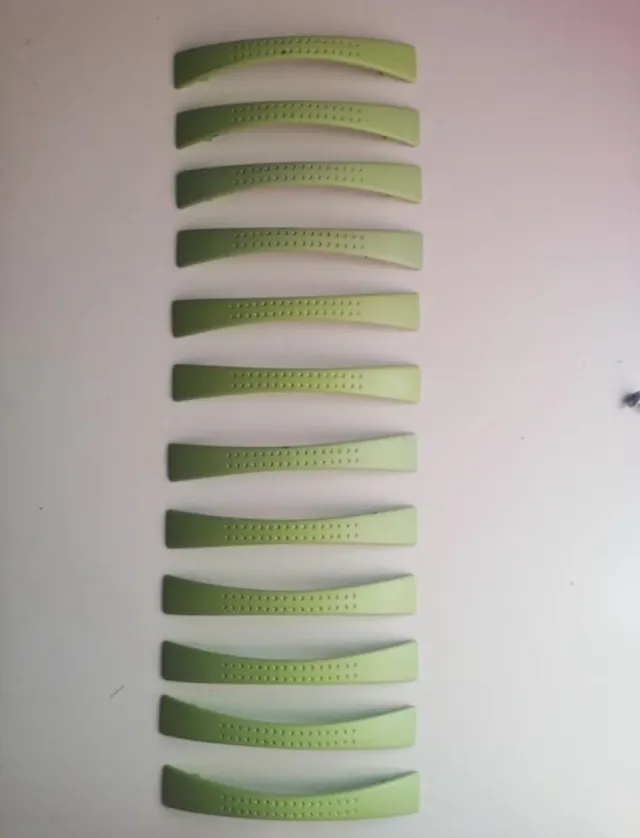  20 Tiradores verdes con puntos.