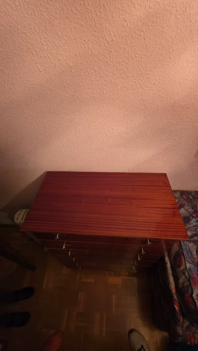 Cómoda con 6 cajones