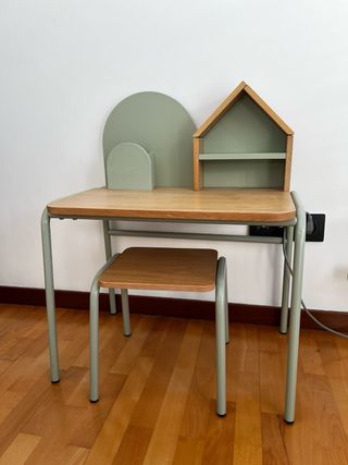 Escritorio infantil madera y metal