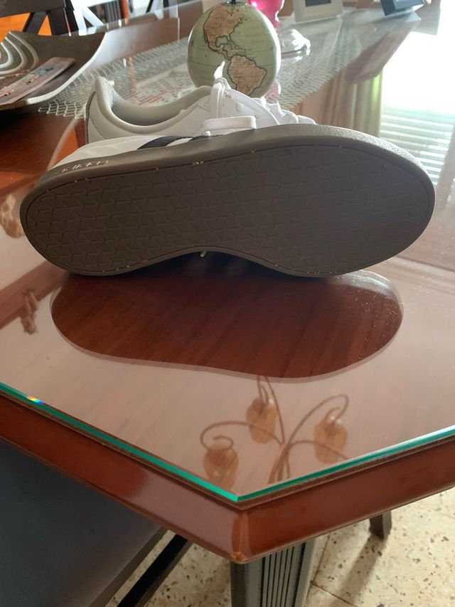 Zapatillas Adidas chica blancas y marrones