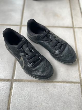 Botas de fútbol Nike Tiempo niño