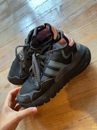 Zapatillas Adidas Negras y Rosas