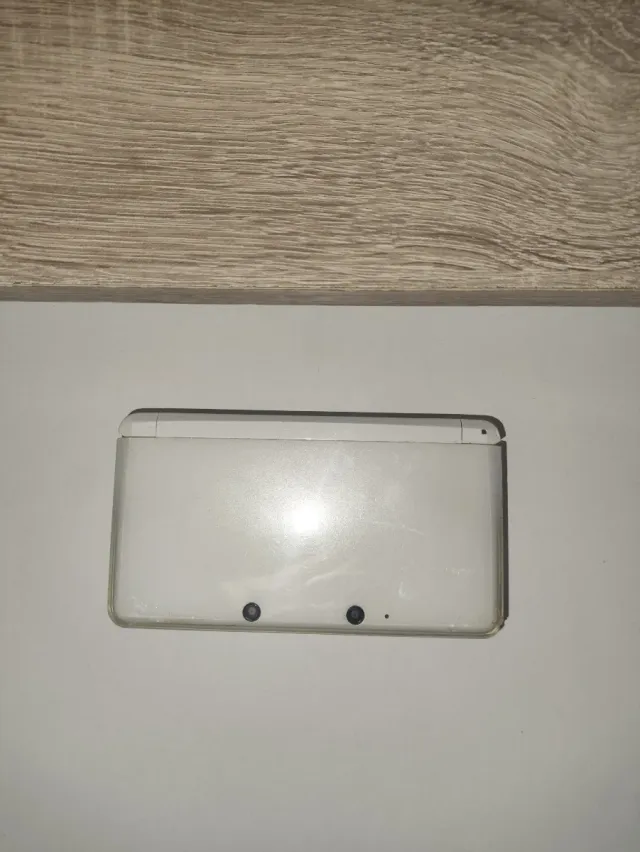 Nintendo 3DS + Tarjeta 64GB + Accesorios