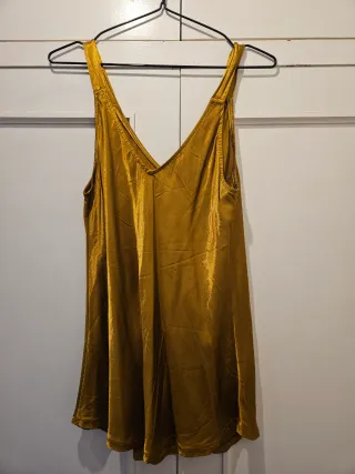 Top color mostaza 