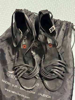 Zapatos de baile Salsa Talla 39
Como nuevos 