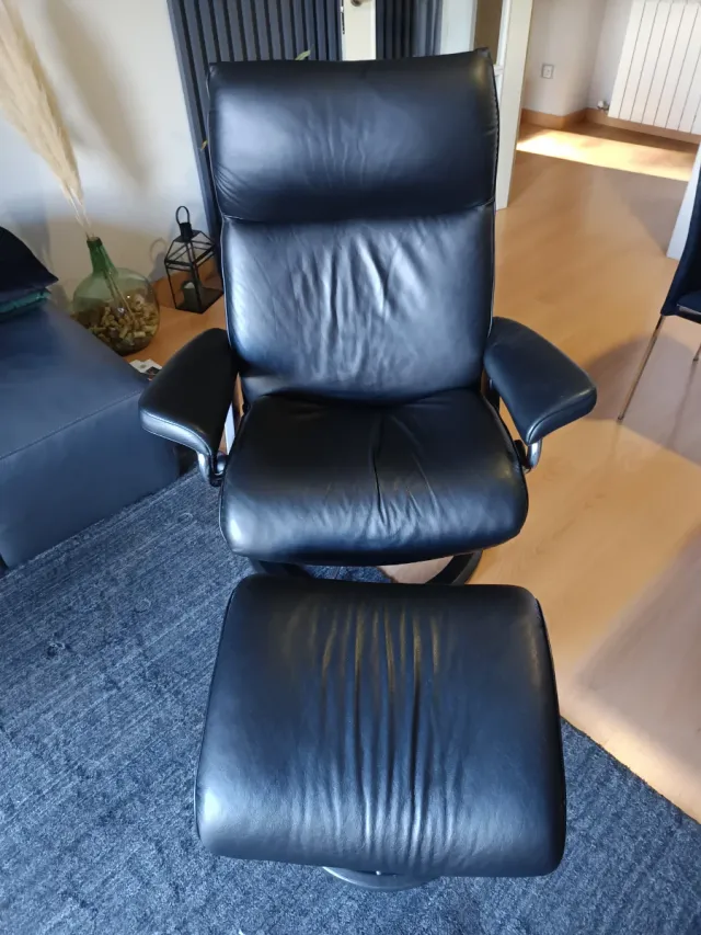 Sillón y puff Stressless View