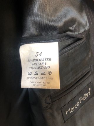 Traje negro rayas