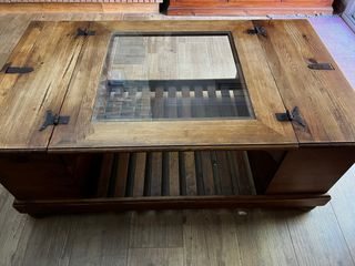Mesa de centro baúl de madera con cristal