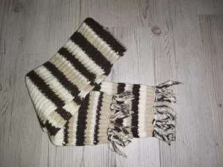 Bufanda de rayas beige, marrón y blanco