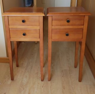 Comodini in legno (2 unità)