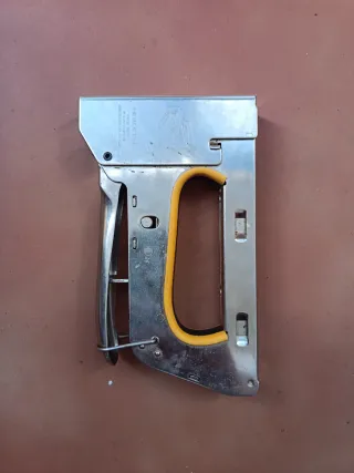 Grapadora Rapid ERGONOMIC