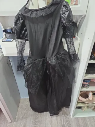 Disfraz de viuda negra o bruja