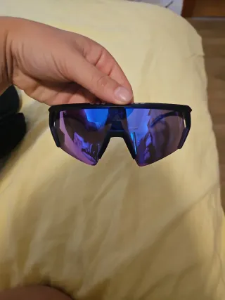 Gafas Adidas Negras y Moradas