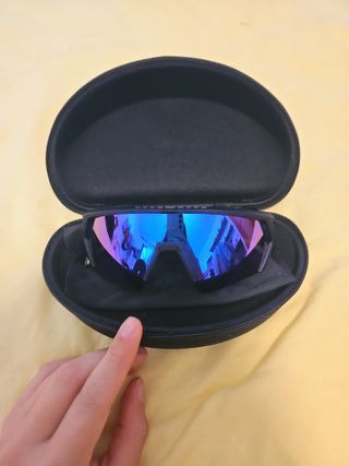 Gafas Adidas Negras y Moradas