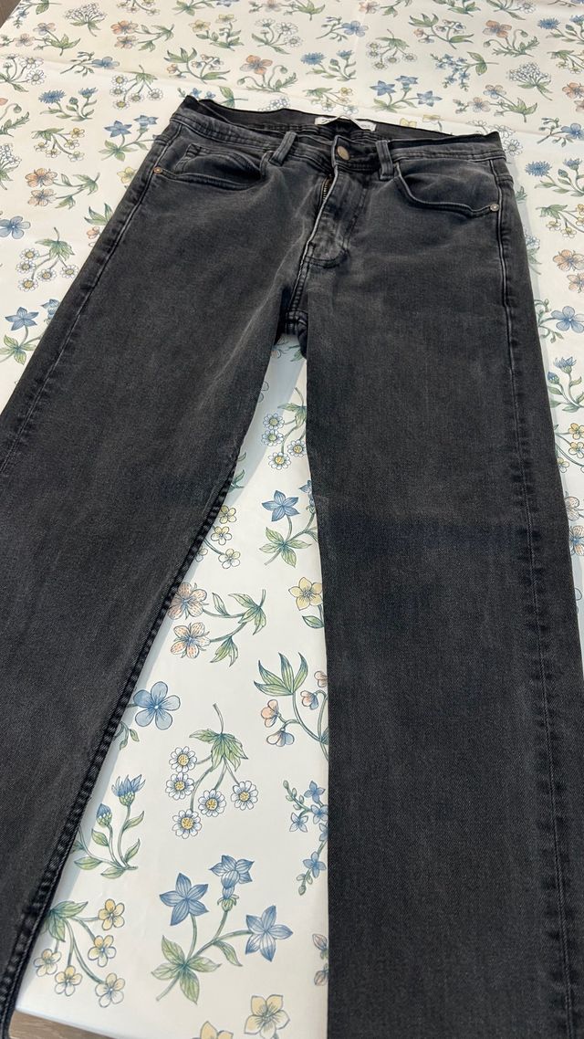 Lote 4 Pantalones Vaqueros Azules y Negros