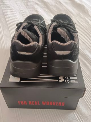 Zapatos de seguridad negros