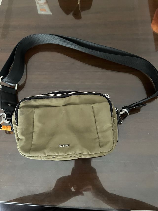 Bolso Parfois verde militar