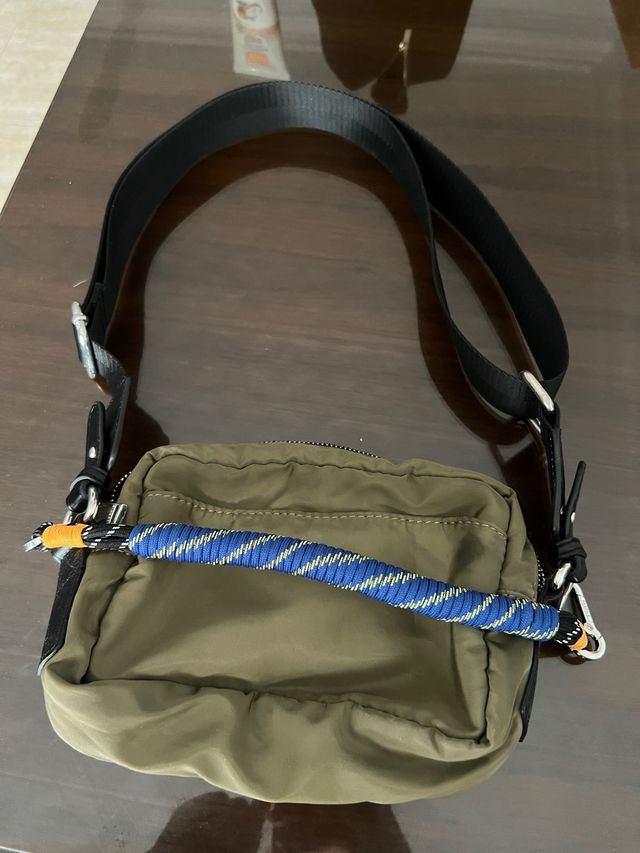 Bolso Parfois verde militar