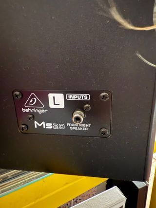 Altavoces Behringer MS20 Digital