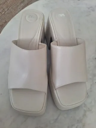 Sandalias Zara Marfil Plataforma Talla 39