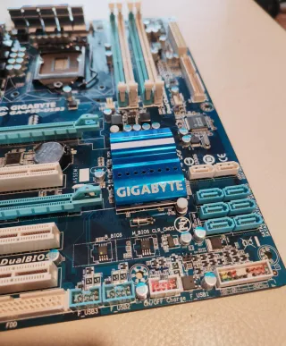 Placa Base Gigabyte GA-P55-USB3