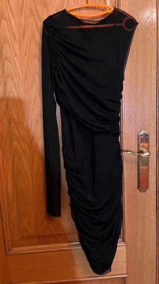 Vestido negro elegante