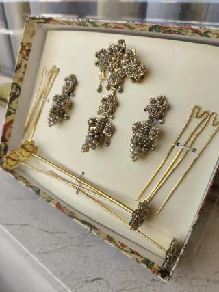 Conjunto Joyas Doradas Perlas Niña Fallera.