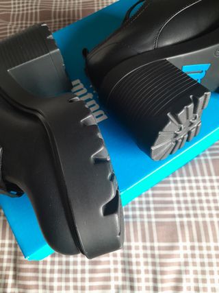 Zapatos Mustang Nuevos Talla 37