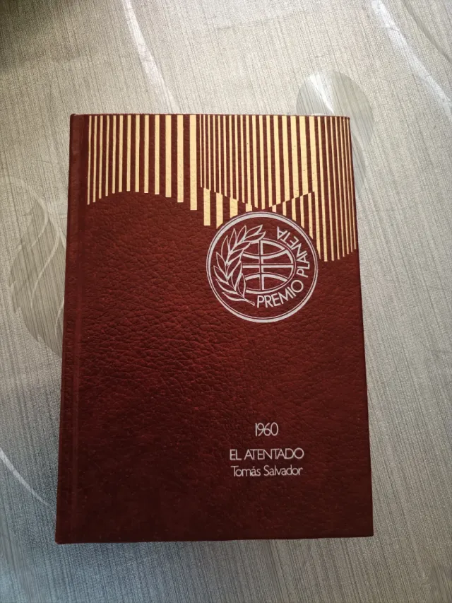 El Atentado.Antonio Salvador.