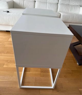 2 comodini bianchi Ikea