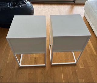 2 comodini bianchi Ikea