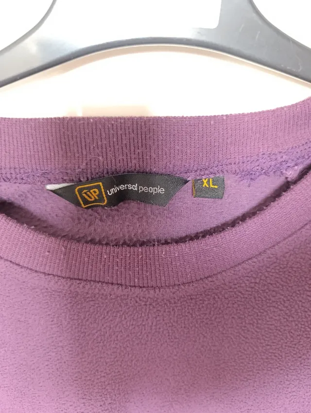 Sudadera morada UP talla XL