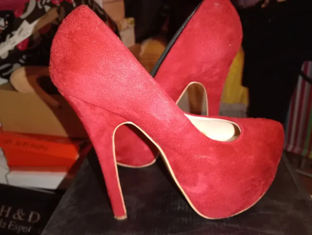 Zapatos MILAYA GRANATE,Talla 37