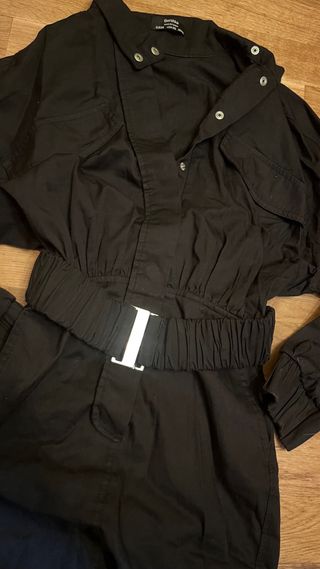 Vestido camisero Bershka negro con cinturón
