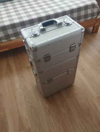 Maleta de maquillaje profesional 3 niveles