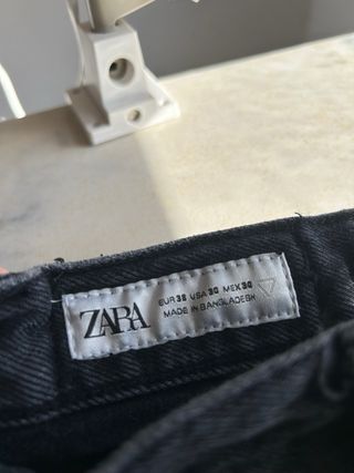 Pantalón vaquero Zara