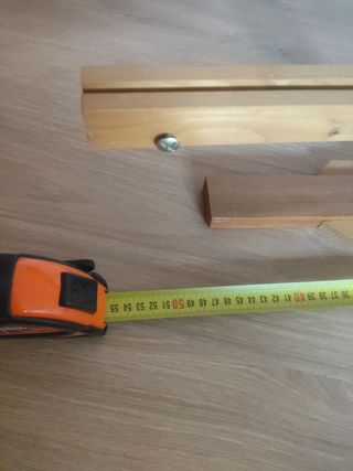 Soporte para maquetas de barcos de madera